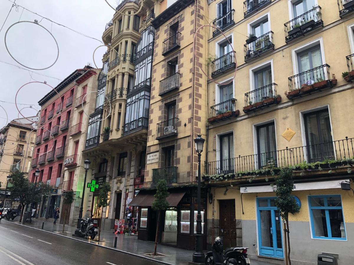 Mayor Calle: Historic Centro Apartment near Plaza Mayor Madrid Exterior photo
