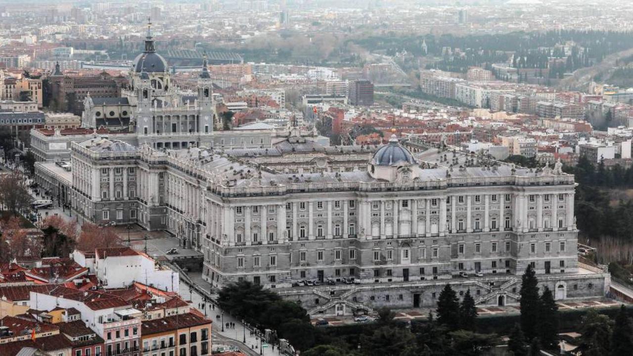 Mayor Calle: Historic Centro Apartment near Plaza Mayor Madrid Exterior photo