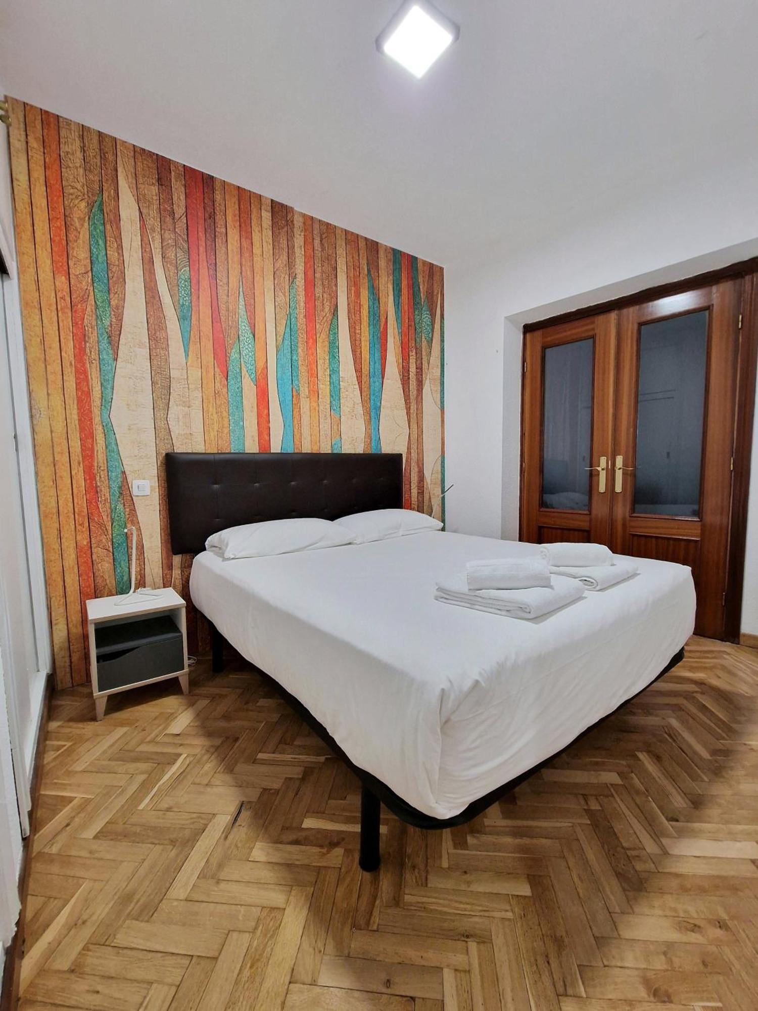 Mayor Calle: Historic Centro Apartment near Plaza Mayor Madrid Exterior photo