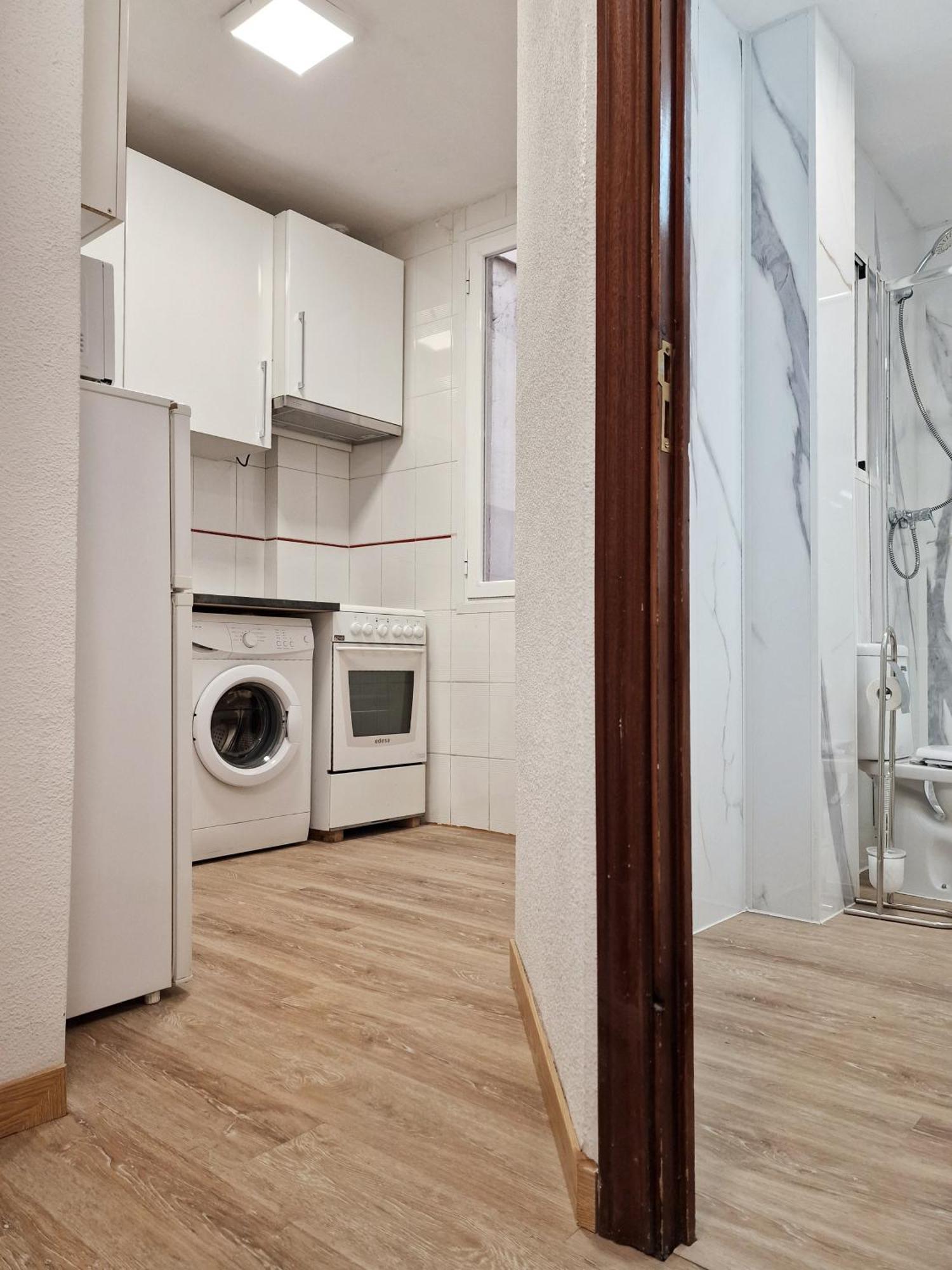 Mayor Calle: Historic Centro Apartment near Plaza Mayor Madrid Exterior photo